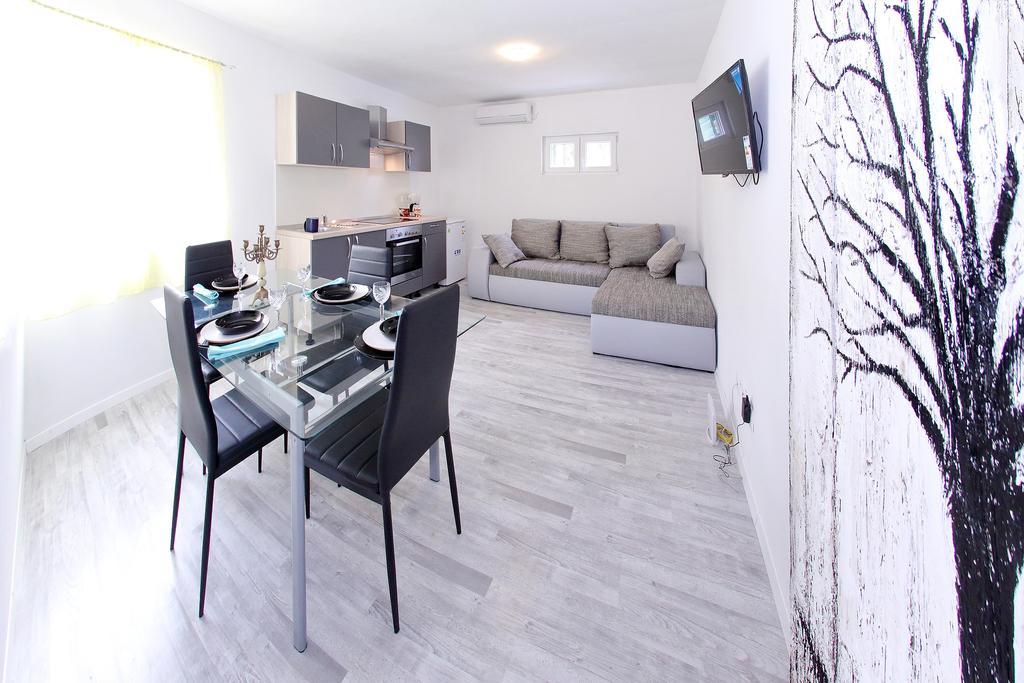 Didovi Dvori Apartment Bibinje Cameră foto